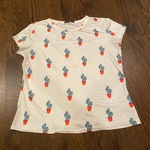 Women’s/girls’ cactus shirt. Size women’s small.